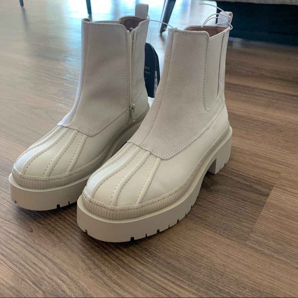 NWT Target off white booties